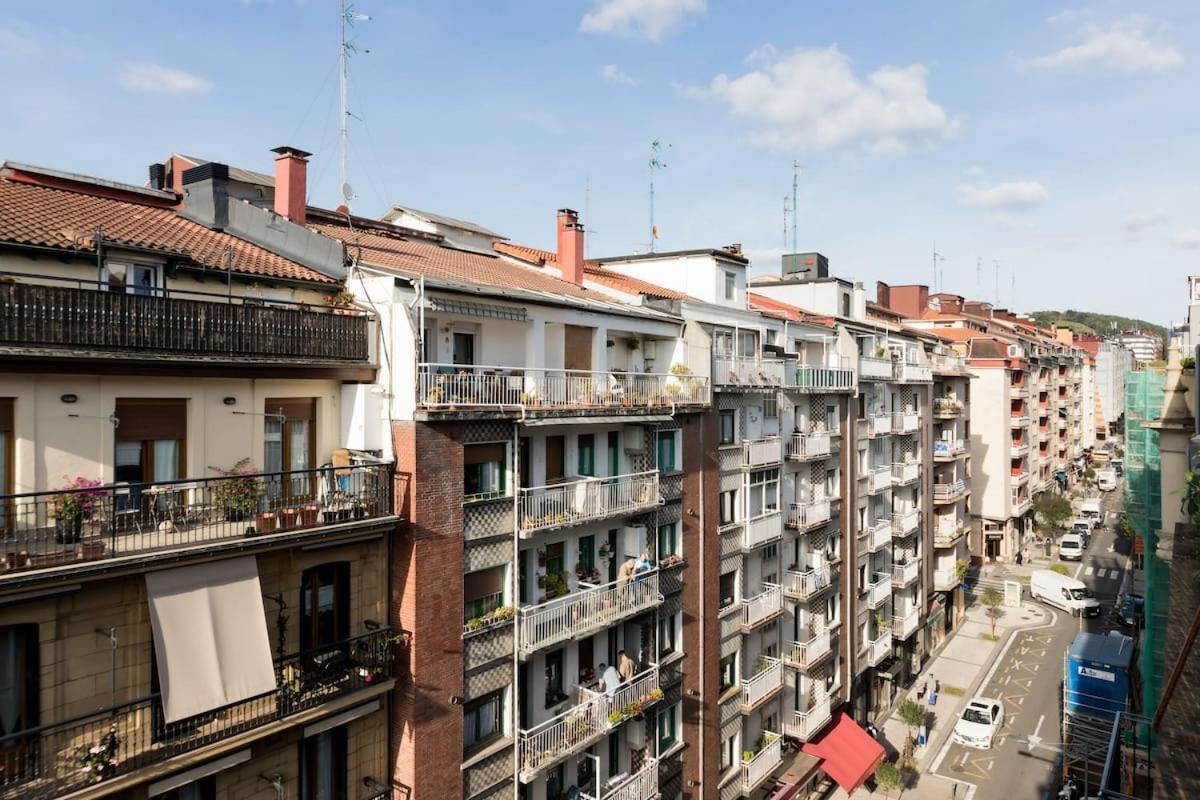 شقة Luminoso Atico En San-Sebastian سان سيباستيان المظهر الخارجي الصورة